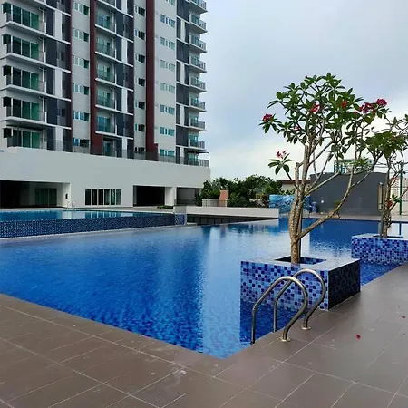 Myhome S1 At Seri Kembangan With A View Exterior photo